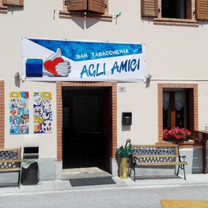 Foto 1 di Bar Agli Amici - Chiusaforte