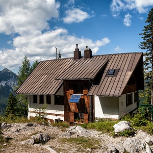 Foto 2 di Rifugio Luigi Pellarini - Tarvisio