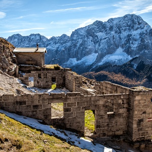 Foto 1 di Sentiero da Sella Somdogna - Ric. Alpini BTG Gemona – Jof di Miezegnot