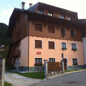 Foto 1 di Casa Jurnov di Degli Uomini Natalina - Valbruna
